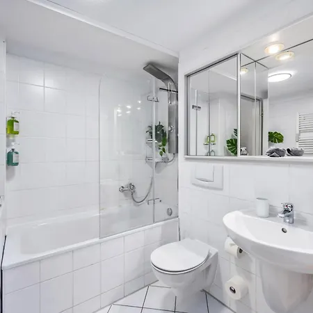 Apartment Traber 1 Sz Balkon Parkplatz & Sehr Ruhig Leipzig