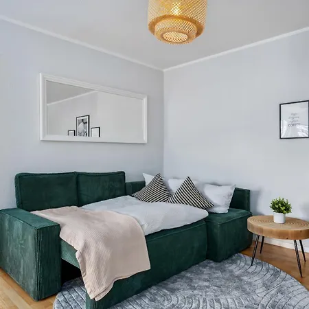 Traber 1 Sz Balkon Parkplatz & Sehr Ruhig Apartment