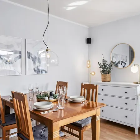 Traber 1 Sz Balkon Parkplatz & Sehr Ruhig Leipzig